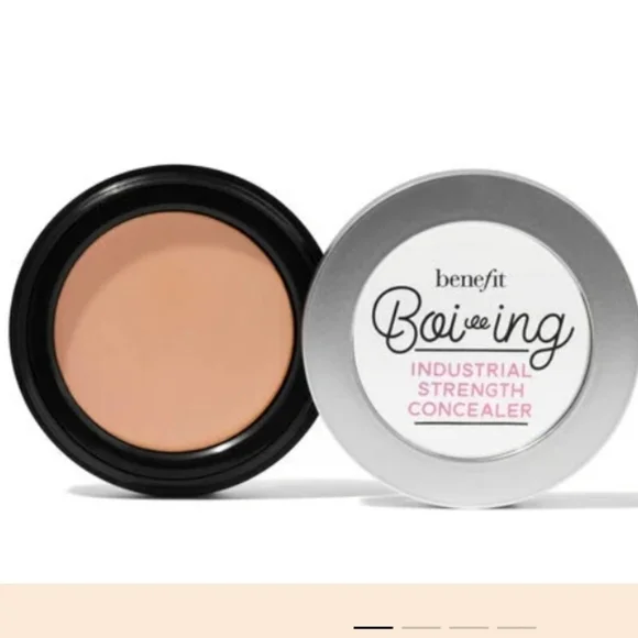 Benefit Boi-ing Industrial Strength Concealer in No. 1 with New Foundation Brush - Picture 2 of 4